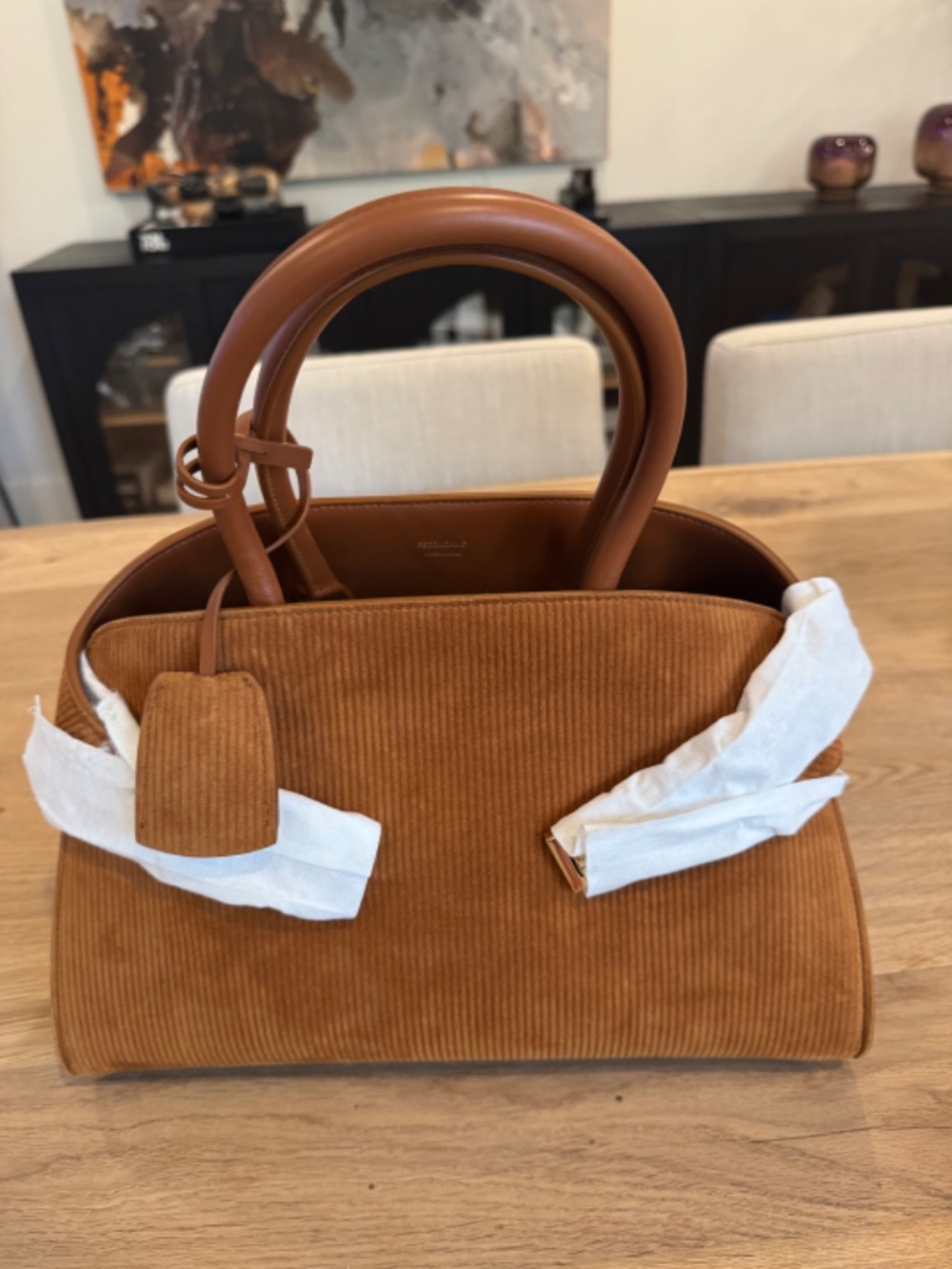 NEW Ferragamo Suede Corduroy Hug Bag - Medium - Picture 8 of 9
